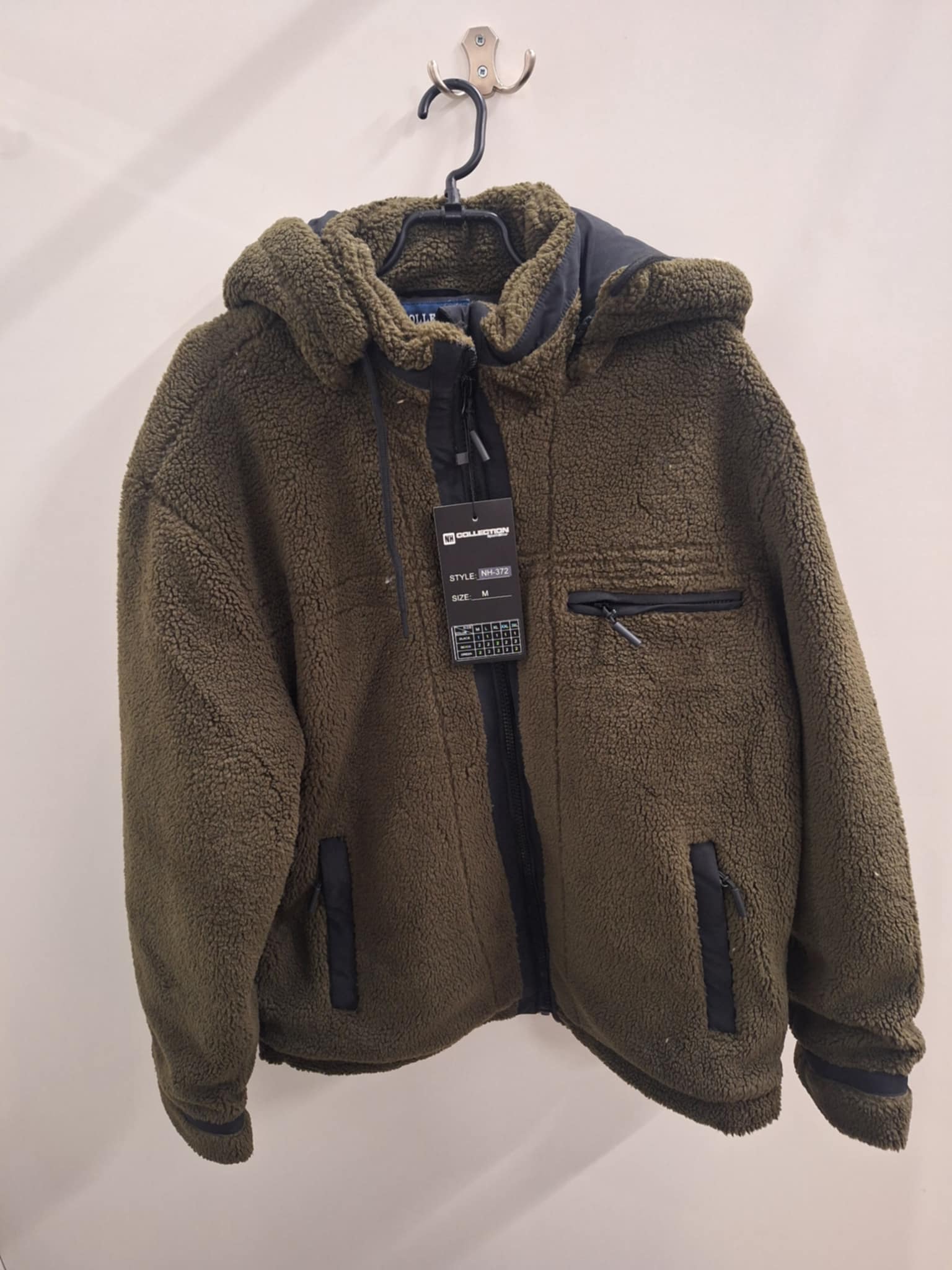 Šiltas megztinis striukė